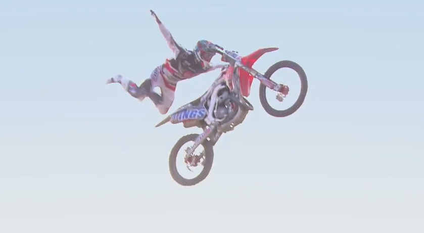 Au fost pusi sa isi inregistreze evolutia ca sa nu moara in direct, la TV. Numar plin de adrenalina la "Britanicii au talent"