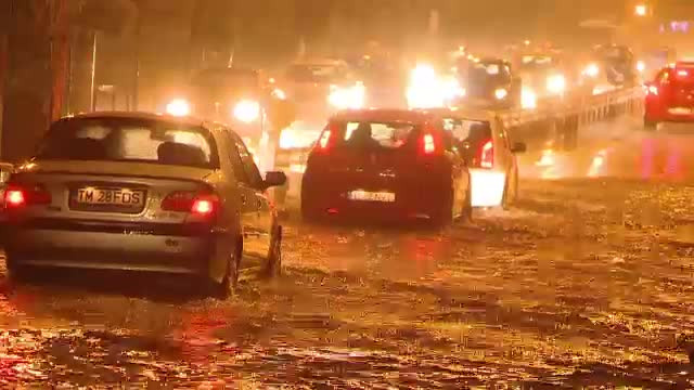 Bilantul pe orase al ciclonului Yvette, venit din Serbia. La Timisoara n-a mai cazut atata apa din 1960