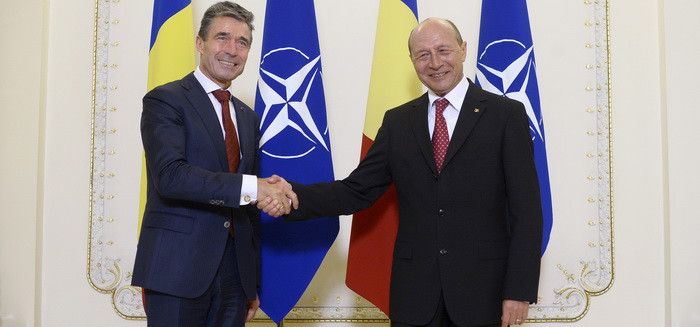 Reactia NATO la adresa Moscovei. 2% din PIB pentru inzestrarea armatei; militari si tehnica de razboi in statele din est