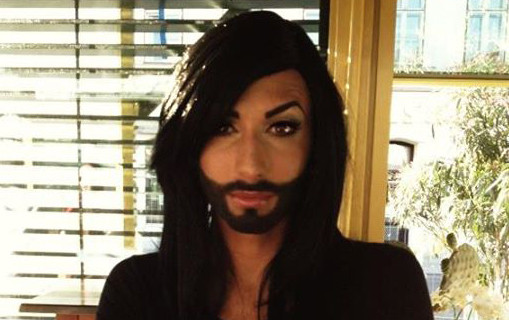 The Economist: Patriarhul Serbiei da vina pe Conchita Wurst pentru inundatiile din Balcani