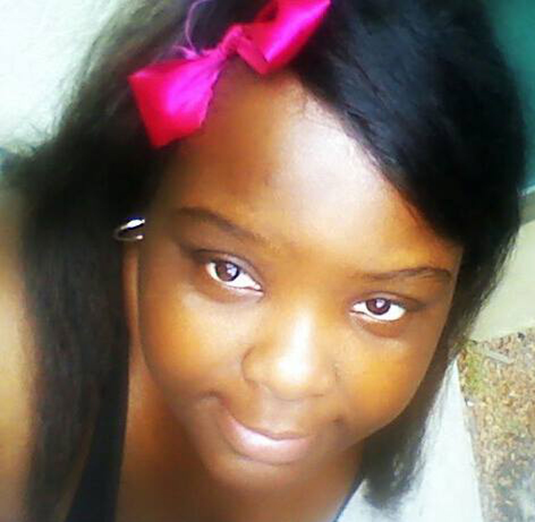 A pretins ca are 15 ani si a mers la liceu zilnic. Femeia de 34 de ani din Texas a fost arestata de politie pentru fals