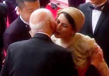 Sarutul de la Cannes care a declansat un scandal urias in Iran. "E o jignire la adresa femeilor din tara"