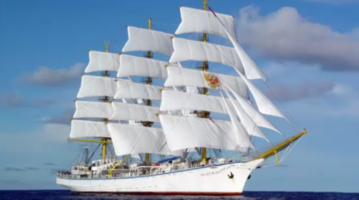 Spectacol de weekend pe litoral. Turistii vor putea admira cele mai frumoase nave din lume