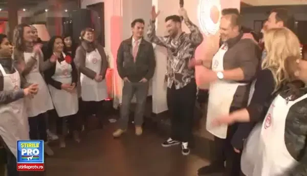 "MasterChef", de la 20:30, la ProTV: Concurentii gatesc la petrecerea lui Smiley