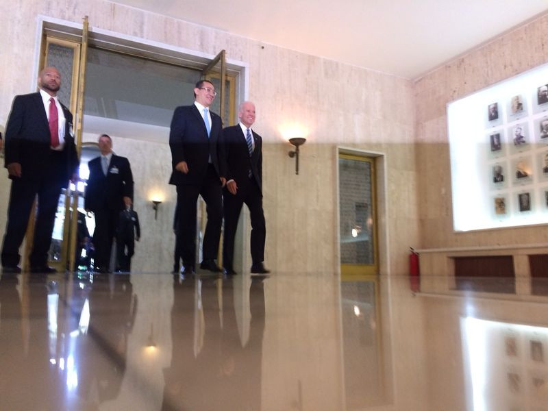 Joe Biden si Victor Ponta