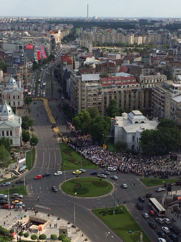 Brancoveanu, Piata Universitatii