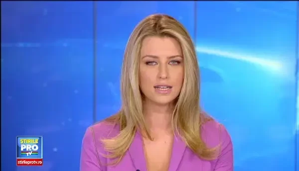 Ceremonia de mutare a moastelor lui Constantin Brancoveanu a adunat mii de crendinciosi. Traseul procesiunii