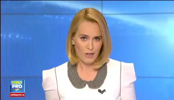 O noua serie de aparitii de exceptie pe covorul de la Cannes. Pe cine au laudat si de cine s-au legat criticii de film