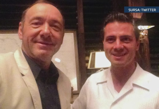 Selfie-ul care a starnit un scandal politic in Mexic. Ce suma ar fi primit Kevin Spacey pentru o poza cu presedintele Nieto