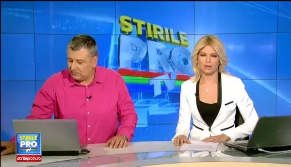 Teren surpat in zona unei exploatari miniere din Hunedoara. O cladire a fost inghitita de o groapa uriasa