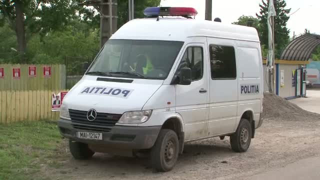 Tragedie intr-o comuna din judetul Neamt. Un barbat si-a injunghiat iubita, apoi si-a pus capat zilelor