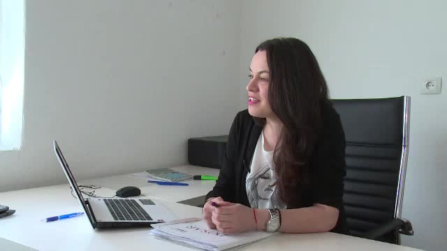 Andreea a ramas somera la 25 de ani, dar NU a renuntat. Proiectul cu care a convins UE sa-i dea 150.000 de euro