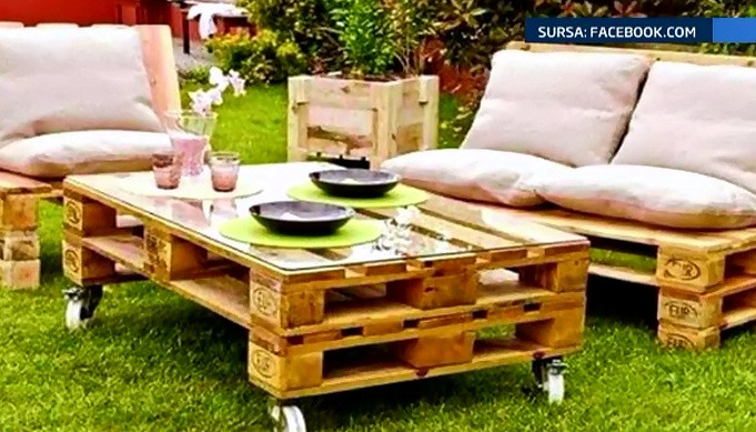 Mobila din paleti, ieftina si cocheta. Pretul unui balcon reamenajat cu un astfel de mobilier