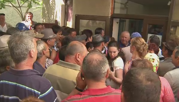 Ultima strigare pentru subventiile de la APIA. In Arad, sapte functionari au preluat cererile a 4.700 de fermieri