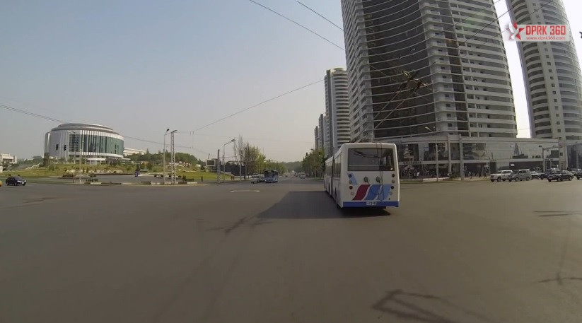 O calatorie prin Coreea de Nord cum n-ati mai vazut pana acum. Inregistrare de 22 de minute cu o camera GoPro prin Phenian