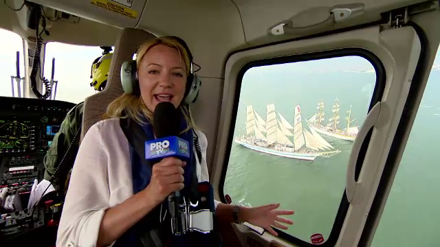 S-a ridicat ancora la Regata Marii Negre. Spectacolul navelor cu panze s-a incheiat cu o parada, in Mamaia