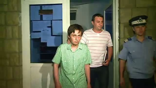 Magistratii au dispus internarea barbatului care l-a scuipat pe Basescu, pentru a fi expertizat psihiatric