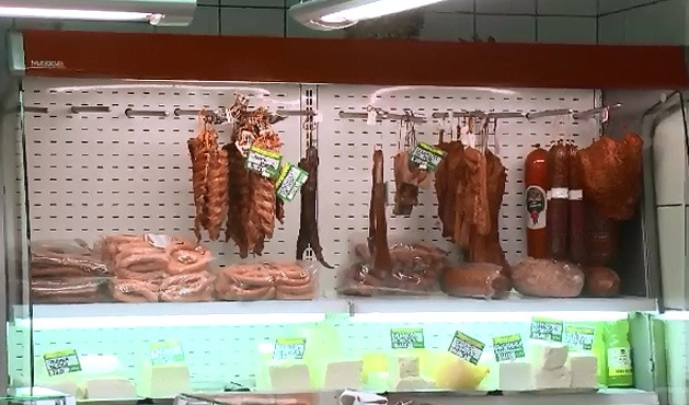 Carne furata si vanduta pe piata neagra, in restaurantele din Capitala. Cu cat s-au imbogatit cei implicati in afacere