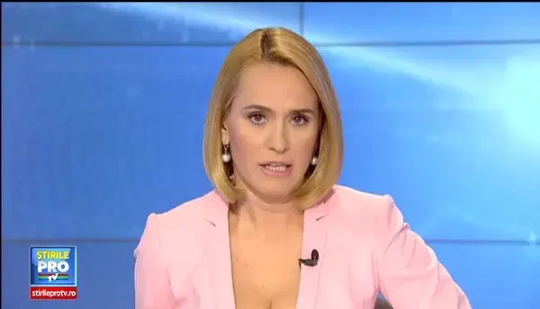 30 de zile de arest la domiciliu. Judecatoarele Viorica Dinu si Antonela Costache au ajuns acasa