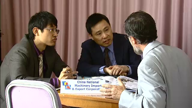 Televiziunea publica din China indeamna cetatenii sa nu adopte prenume englezesti. Pe "lista neagra", "Dragon" si "Fish"