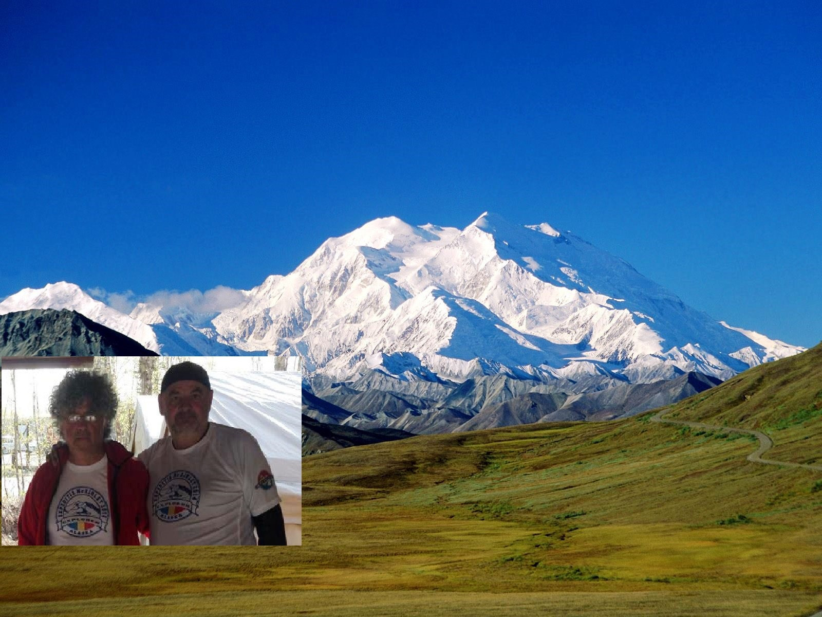 Doi aradeni au cucerit un varf de aproape 6.200 de metri in Alaska. FOTO
