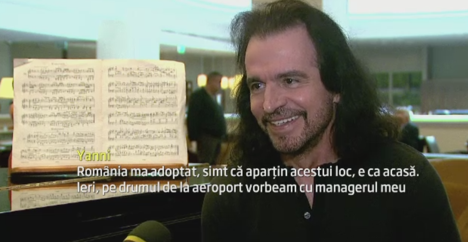 Artistul grec Yanni va concerta pentru a treia oara in Romania. "Ma simt ca acasa aici, simt ca apartin acestui loc"