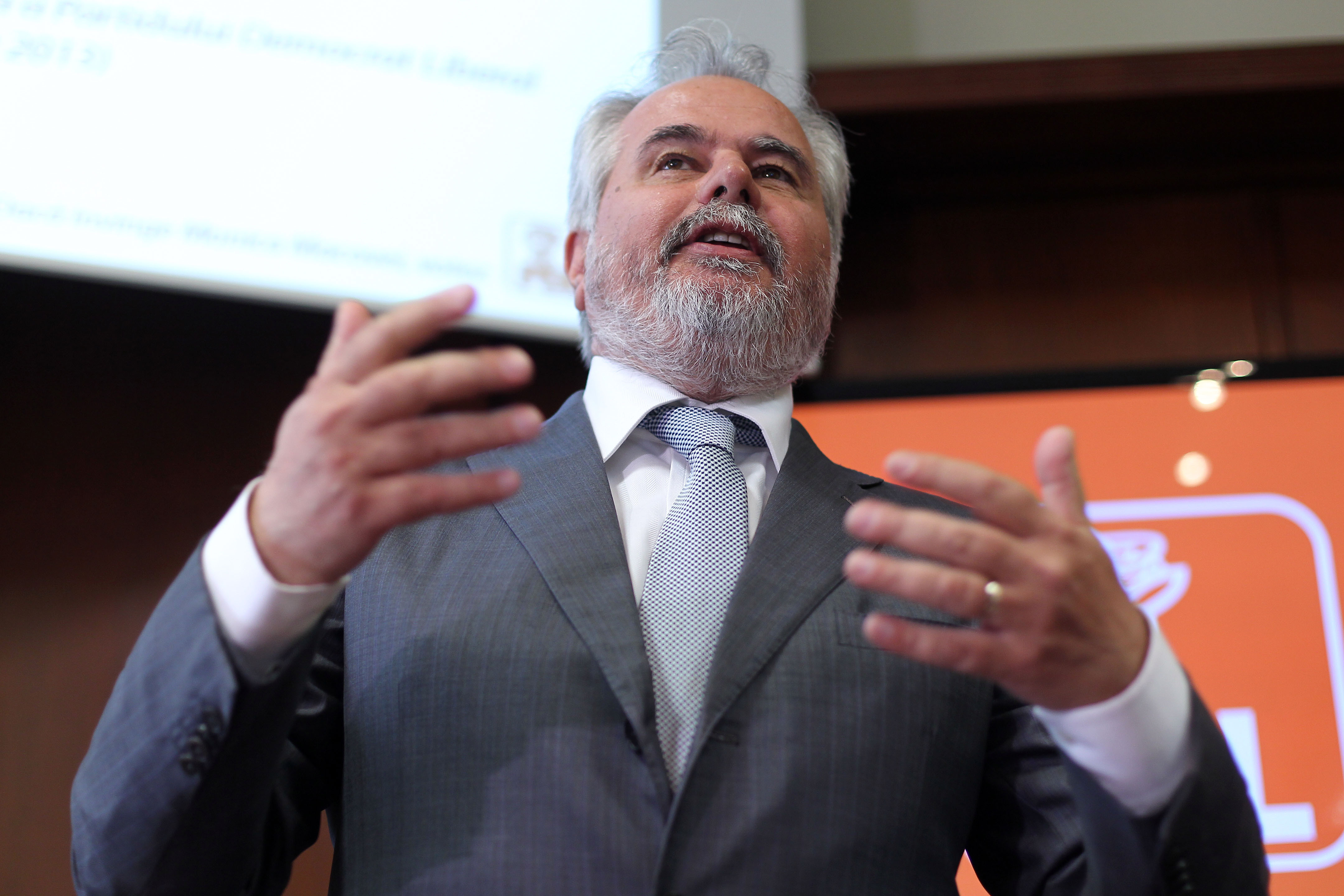 Liderul PDL Timis si doi deputati democrat-liberali, urmariti penal de DNA