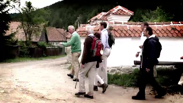 Printul Charles se asigura ca urmasii lui vor fi legati de Transilvania. Cadoul pe care i l-a cumparat nepotului sau, George