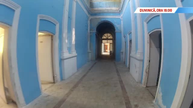 Statiunea de suflet a familiei imperiale se vinde de ani buni la bucata. Turistii sunt intampinati cu ruine, nu cu hoteluri