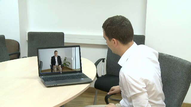 Cum se fac angajarile in era tehnologiei. Sfaturi utile pentru a trece cu brio interviul luat prin camera web