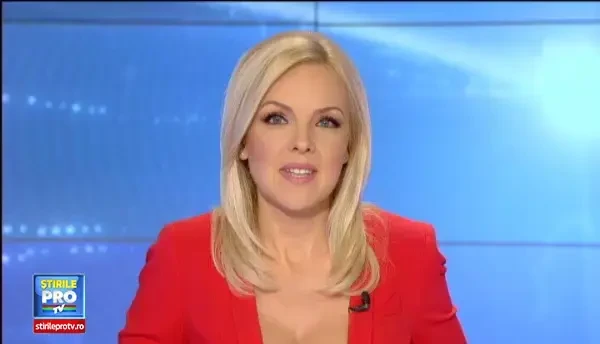 Spectacol desprins, parca, din filmele SF in Bucuresti. Zeci de spectatori au admirat spectacolul