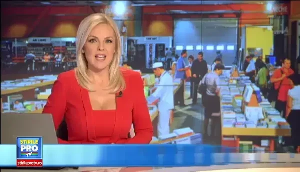 Secretele din spatele ecranului. Andreea Esca si-a impartasit iubirile si trairile in a doua sa carte, lansata la Bookfest