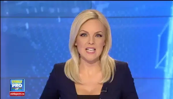 S-a uitat peste gard la vecin si a vazut un urs dormind in hamac. Orasul unde te poti trezi cu Mos Martin in curte