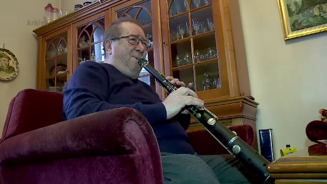 Taragotul lui Dumitru Farcas, furat din fata Ateneului, a fost gasit pe o banca din Bucuresti. Un barbat l-a predat politiei