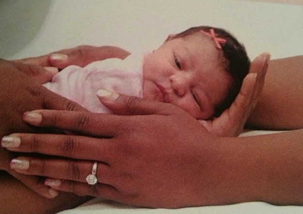 copil, rochie de mireasa