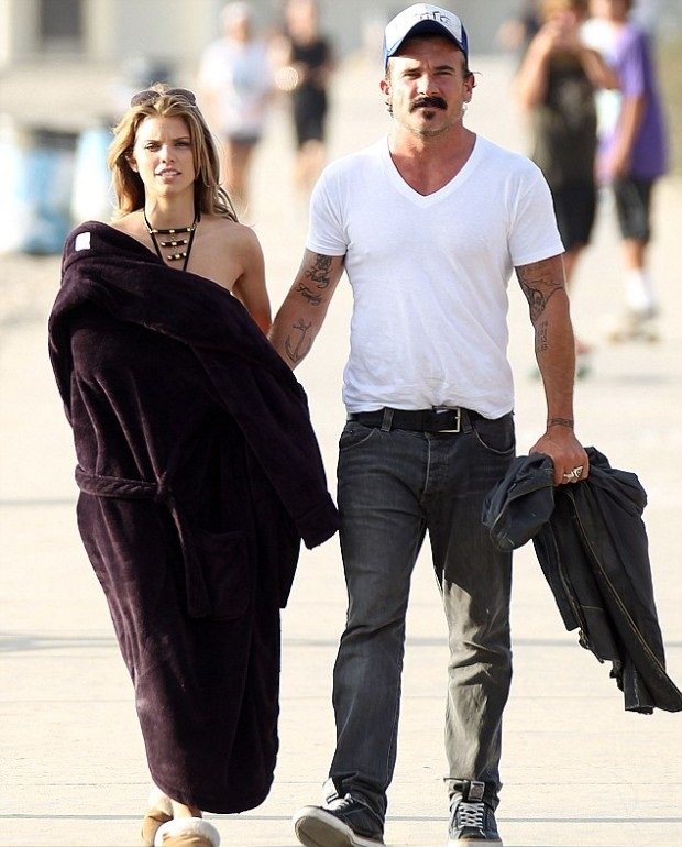 AnneLynne McCord, Dominic Purcell