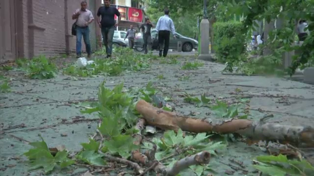 STIRI EXTERNE PE SCURT. O furtuna de nisip a ucis cel putin trei oameni in Iran