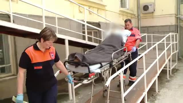 Batrana din Iasi care a ajuns la spital cantarind 25 de kilograme a murit. Familia a promis ca se va ocupa de inmormantare