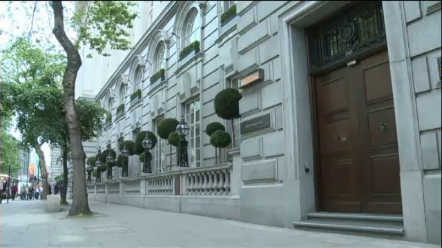 Hoteluri destinate celor pentru care luxul reprezinta un stil de viata. Cum arata camera care costa 42.000 de dolari/ noapte