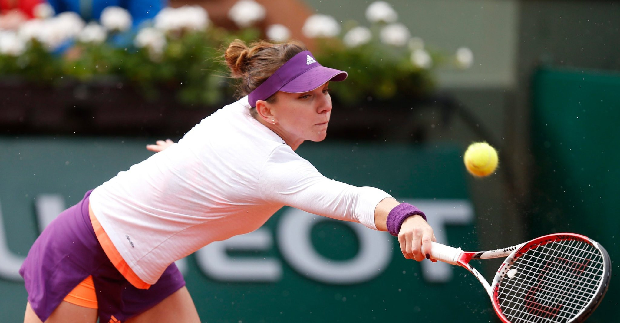 Simona Halep scrie istorie la Roland Garros. Indiferent de rezultatul din finala, romanca intra de luni in TOP 3 mondial