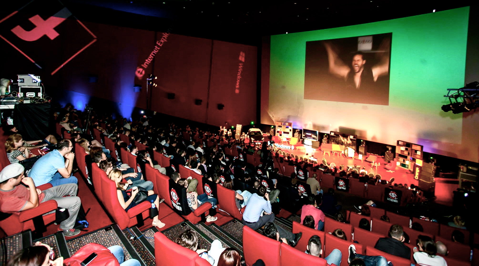 Vedete, stand-up comedy si filme virale celebre la ICEEfest 2014