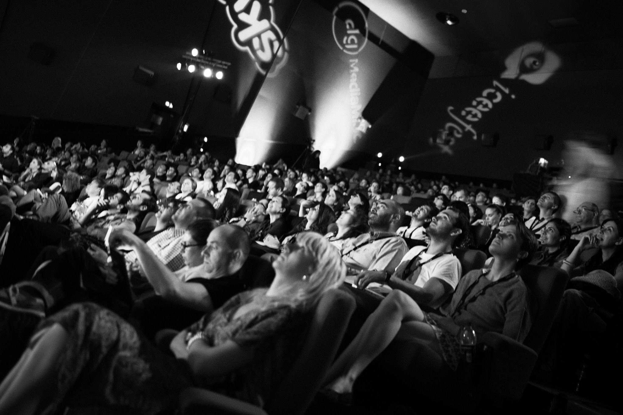 Bucurestiul devine din nou capitala internetului din Europa. Google, Facebook, Yahoo si Youtube vin la ICEEfest