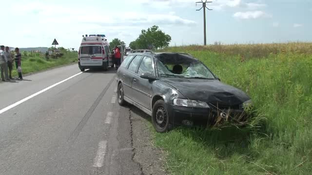 Scene cumplite in apropiere de Tulcea. Un biciclist a murit dupa ce a intrat prin parbrizul masinii care l-a lovit in plin