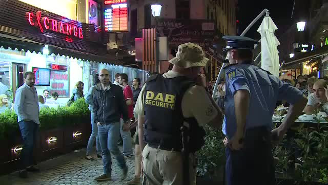 Razie a politiei la terasele din centrul vechi al Capitalei. Ce au descoperit autoritatile printre tinerii care se distrau