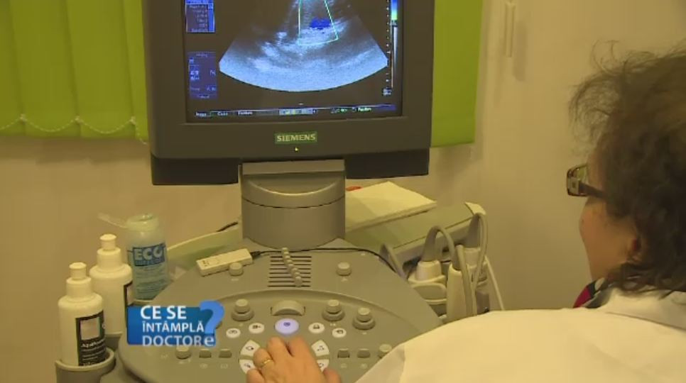 Vizita la medicul endocrinolog, obligatorie o data pe an in timpul adolescentei. Problemele pot aparea chiar si pentru baieti