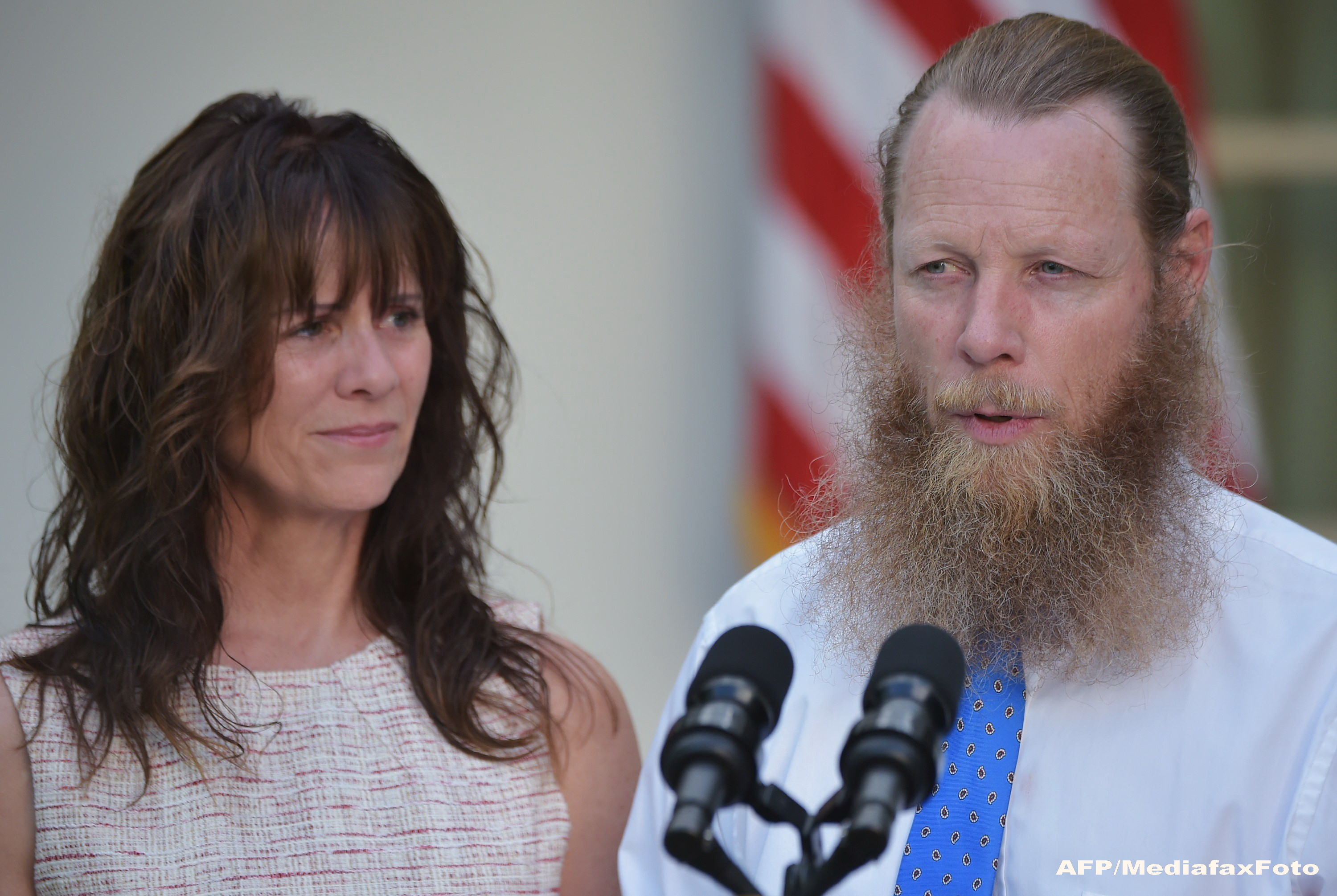 Scandalul sergentului Bowe Bergdahl, eliberat de talibani, continua in SUA. Tatal sau a fost amenintat cu moartea