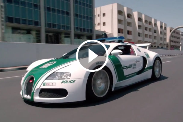 Ce masini conduc politistii in Dubai: "Doar astea 3 de aici fac 6 milioane de dolari..." VIDEO