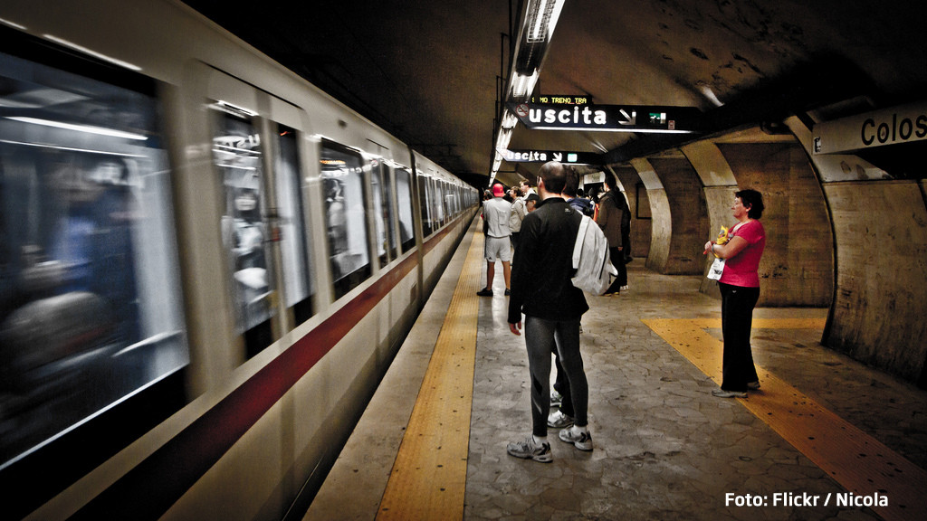 Roman ucis in imprejurari misterioase la metroul din Roma. Ar fi fost linsat de calatori dupa o tentativa de furt