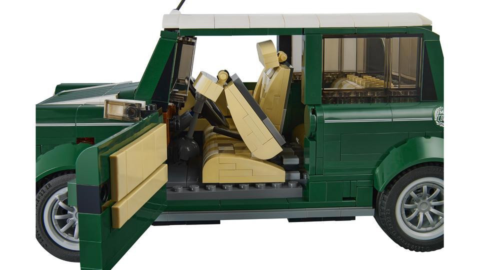 Masinile saptamanii: SuperMini la 100 de dolari bucata si un concept "martian" din tara Campionatului Mondial