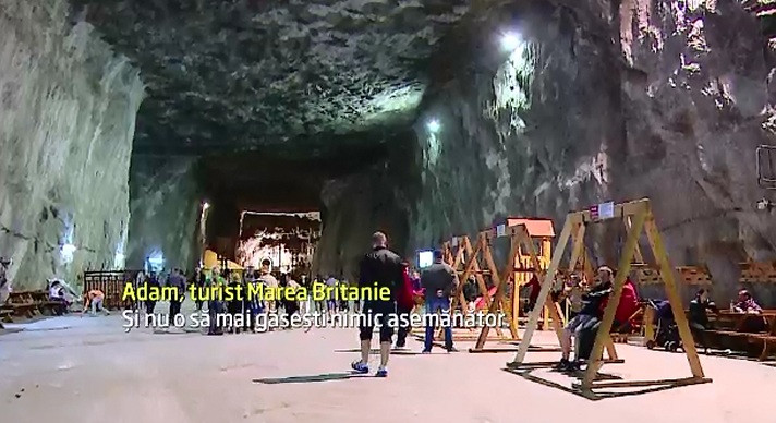 Rusaliile sarbatorite la 120 de metri sub pamant. Peste 5.000 de turisti au vizitat salina Praid, din Harghita